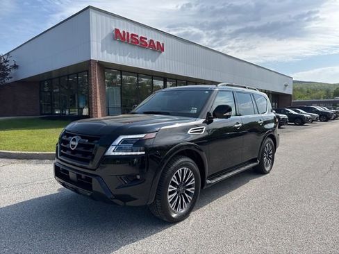 Used 2024 Nissan Armada SL w/ Midnight Edition Package AWD/4WD image 2