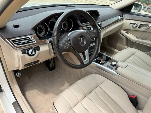 Used 2015 Mercedes-Benz E 350 4MATIC Sedan image 8