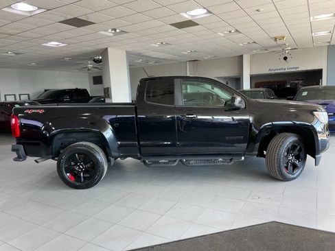 Used 2018 Chevrolet Colorado LT w/ Redline Special Edition image 9