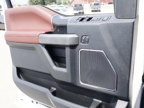 Used 2022 Ford F250 Platinum w/ Tremor Off-Road Package AWD/4WD image 13
