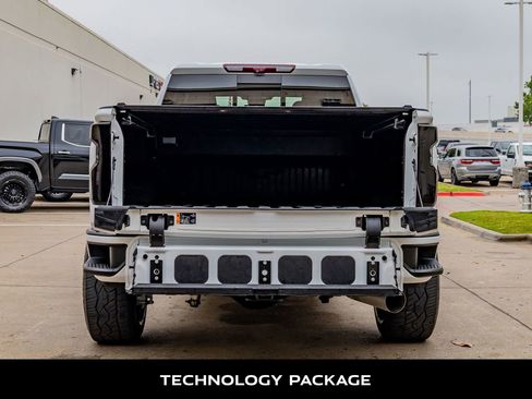 Used 2024 Chevrolet Silverado 2500 LTZ w/ LTZ Plus Package AWD/4WD image 8
