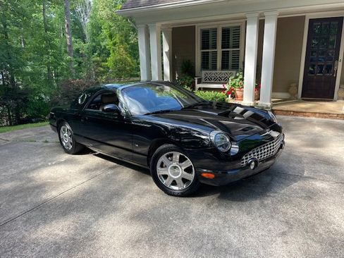 Used 2004 Ford Thunderbird Deluxe image 7
