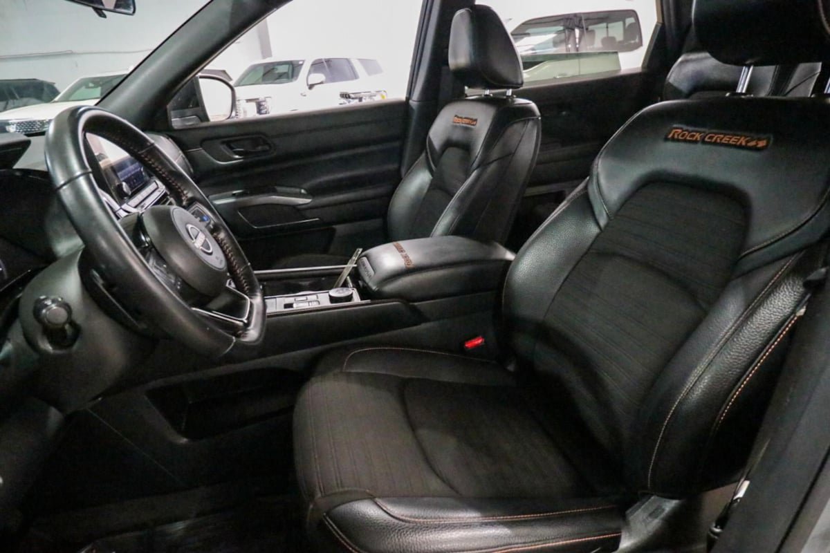 Used 2023 Nissan Pathfinder Rock Creek AWD/4WD image 11