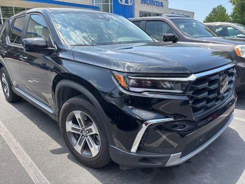 Used 2024 Honda Pilot EX-L image 2
