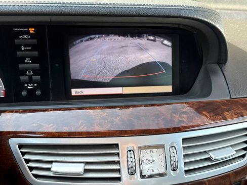 Used 2013 Mercedes-Benz S 550 image 25