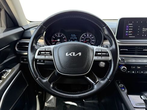 Certified 2022 Kia Telluride EX w/ EX Premium Package AWD/4WD image 12