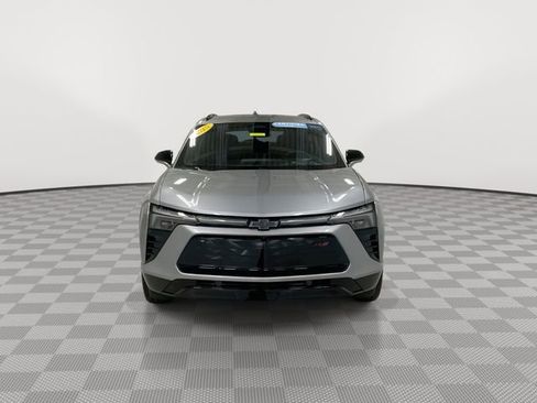Certified 2025 Chevrolet Blazer EV RS image 3