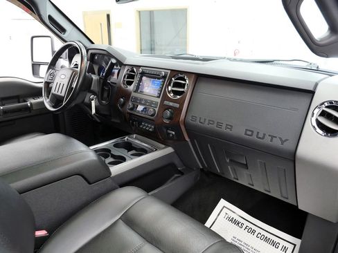 Used 2011 Ford F450 Lariat w/ Lariat Ultimate Pkg AWD/4WD image 18