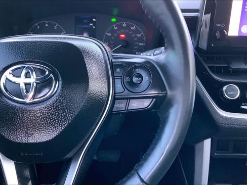 Used 2025 Toyota Corolla Cross AWD Hybrid image 23