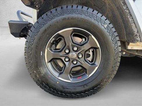 Used 2022 Jeep Gladiator Rubicon w/ LED Lighting Group AWD/4WD image 28