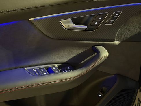 New 2026 Audi SQ8 Prestige AWD/4WD image 13