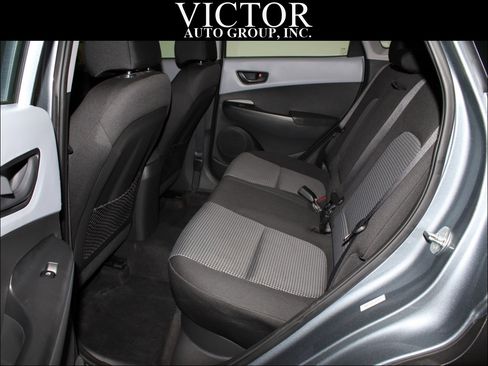 Used 2020 Hyundai Kona SE image 28