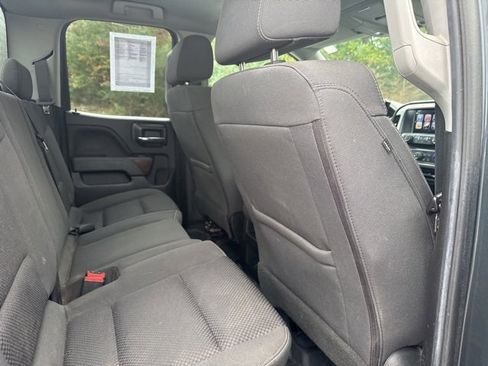 Used 2019 GMC Sierra 1500 SLE w/ SLE Value Package image 44