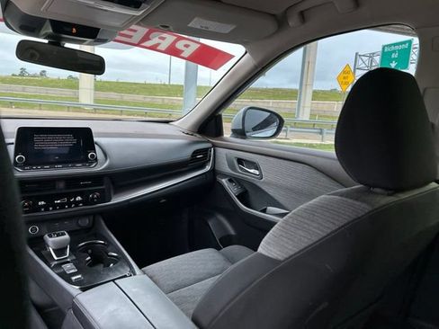 Used 2023 Nissan Rogue SV FWD image 38