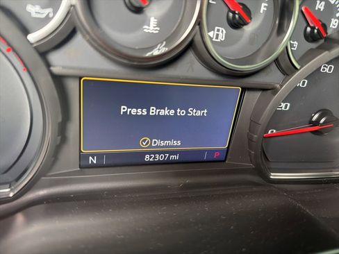 Used 2021 Chevrolet Tahoe Z71 image 3