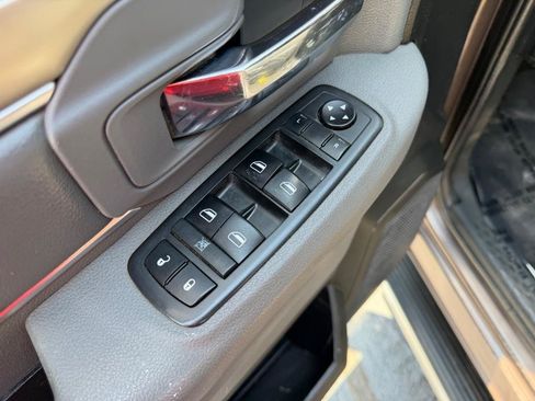 Used 2018 RAM 1500 Classic SLT RWD image 23