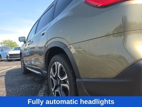 Used 2023 Subaru Ascent Touring AWD/4WD image 9