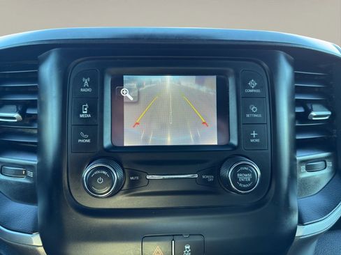 Used 2021 RAM 2500 Big Horn image 16