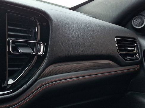 Certified 2023 Dodge Durango R/T w/ Blacktop Package image 31