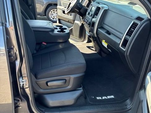 Used 2020 RAM 1500 Warlock AWD/4WD image 9
