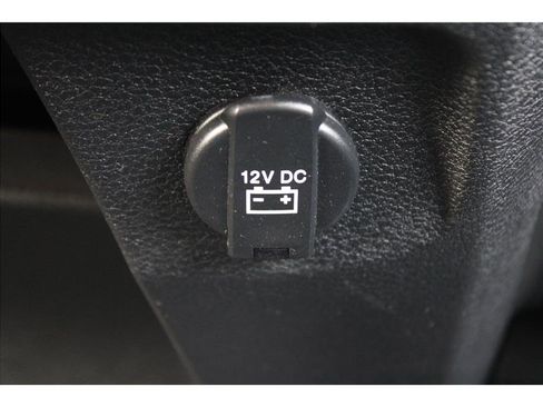 Used 2017 RAM 2500 Tradesman w/ Chrome Appearance Group image 26