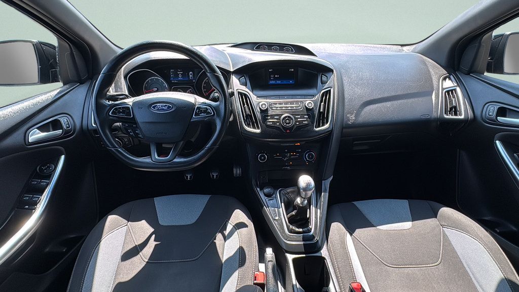 Used 2018 Ford Focus ST FWD image 11