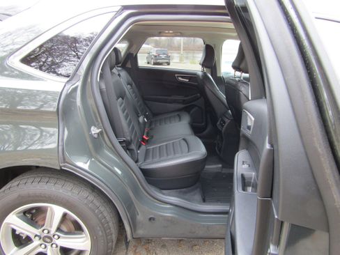 Certified 2024 Ford Edge SEL w/ Convenience Package image 19