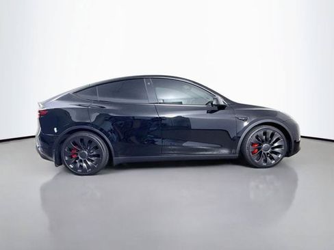 Used 2023 Tesla Model Y Performance AWD/4WD image 8