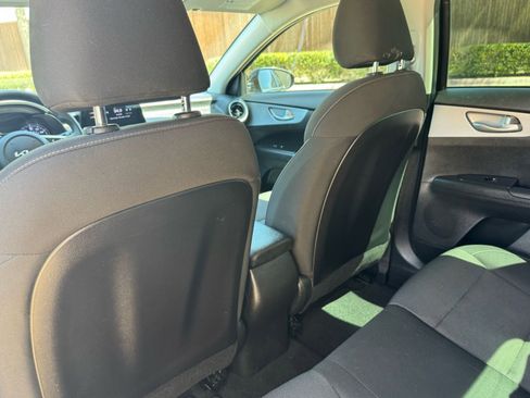 Used 2023 Kia Forte LXS image 25