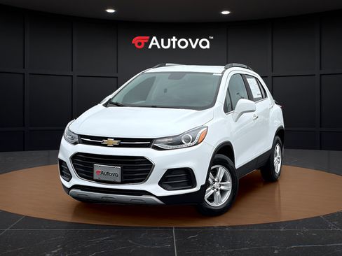 Used 2019 Chevrolet Trax LT w/ LT Convenience Package AWD/4WD image 1
