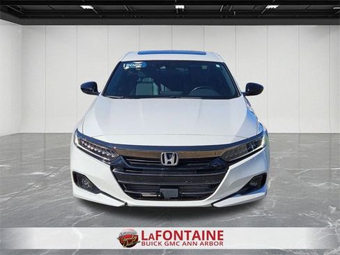 Used 2022 Honda Accord Sport image 3