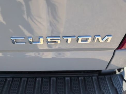 Used 2025 Chevrolet Silverado 2500 Custom w/ Custom Value Package image 21