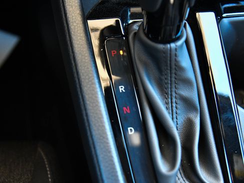 Used 2024 Honda Accord Sport image 27