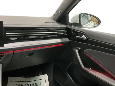 Used 2025 Volkswagen Jetta GLI Autobahn image 22