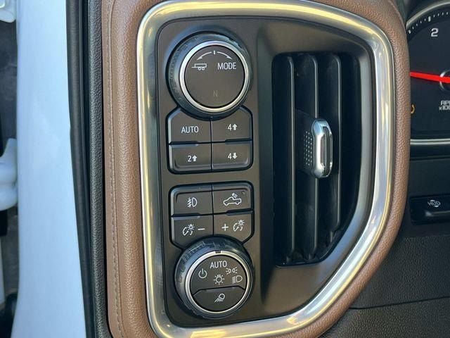 Used 2022 Chevrolet Silverado 3500 High Country AWD/4WD image 33