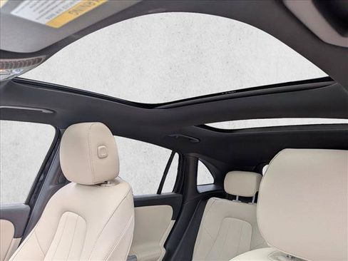 Certified 2025 Mercedes-Benz GLA 250 4MATIC image 14