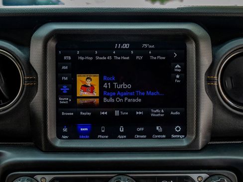 Used 2023 Jeep Gladiator Overland image 22