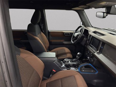 Used 2023 Ford Bronco Outer Banks image 18