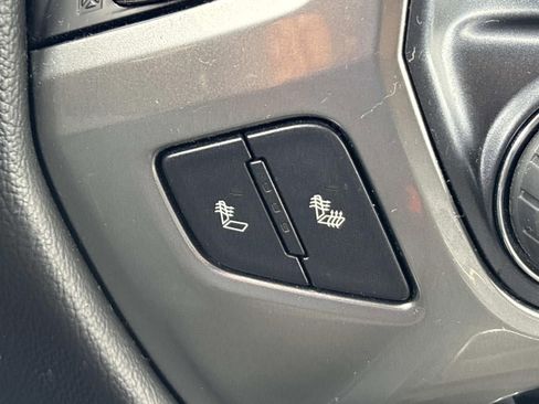 Used 2018 Chevrolet Silverado 1500 LT w/ All Star Edition image 34