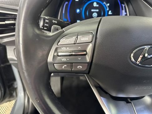 Used 2021 Hyundai Ioniq Limited image 15