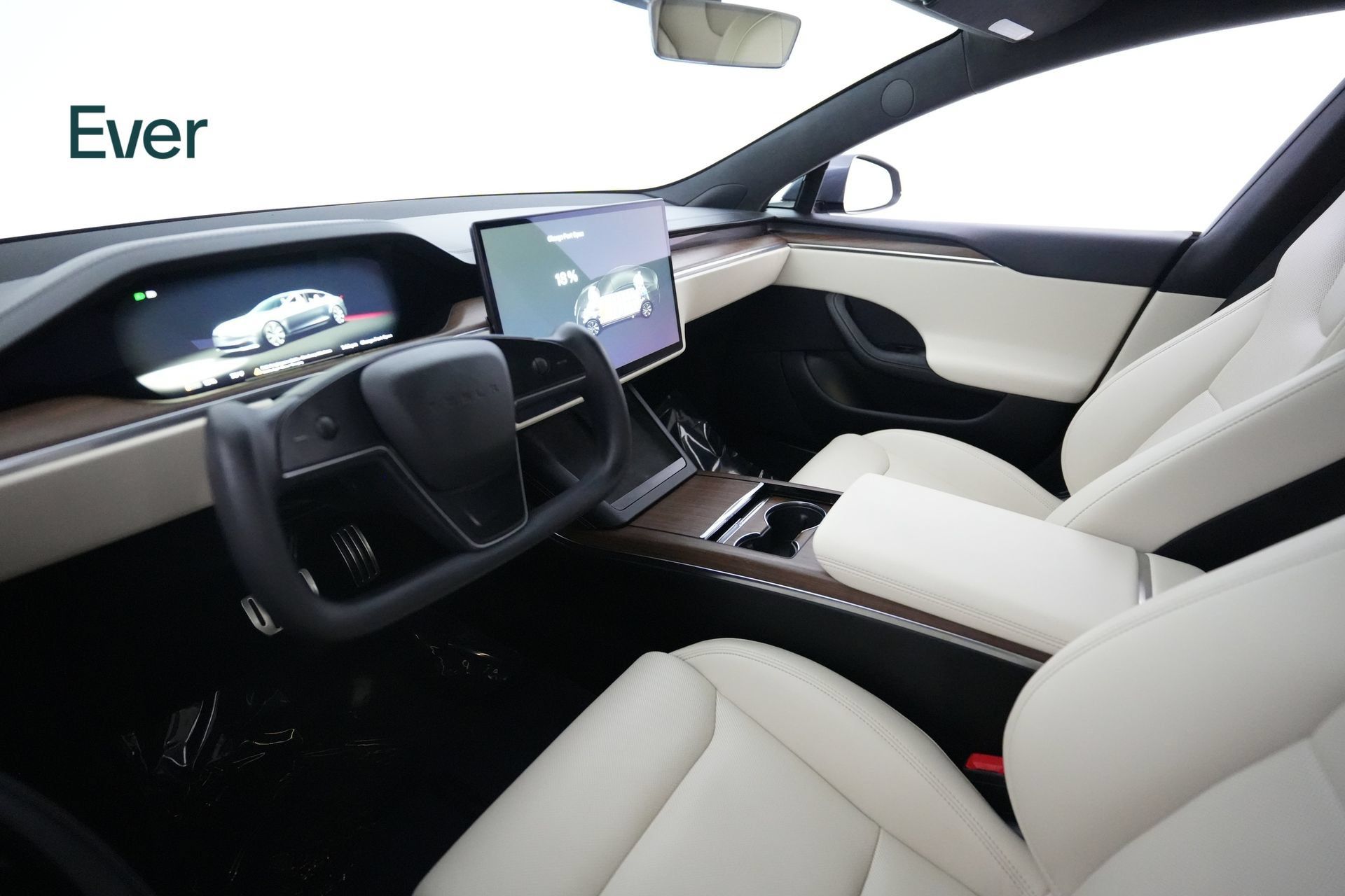 Used 2023 Tesla Model S Standard Range AWD/4WD image 4
