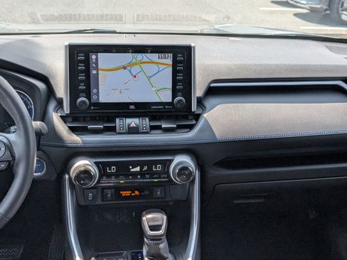 Used 2020 Toyota RAV4 XSE w/ XSE Grade Weather Package AWD/4WD image 17