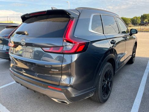 Used 2023 Honda CR-V Sport Touring image 3