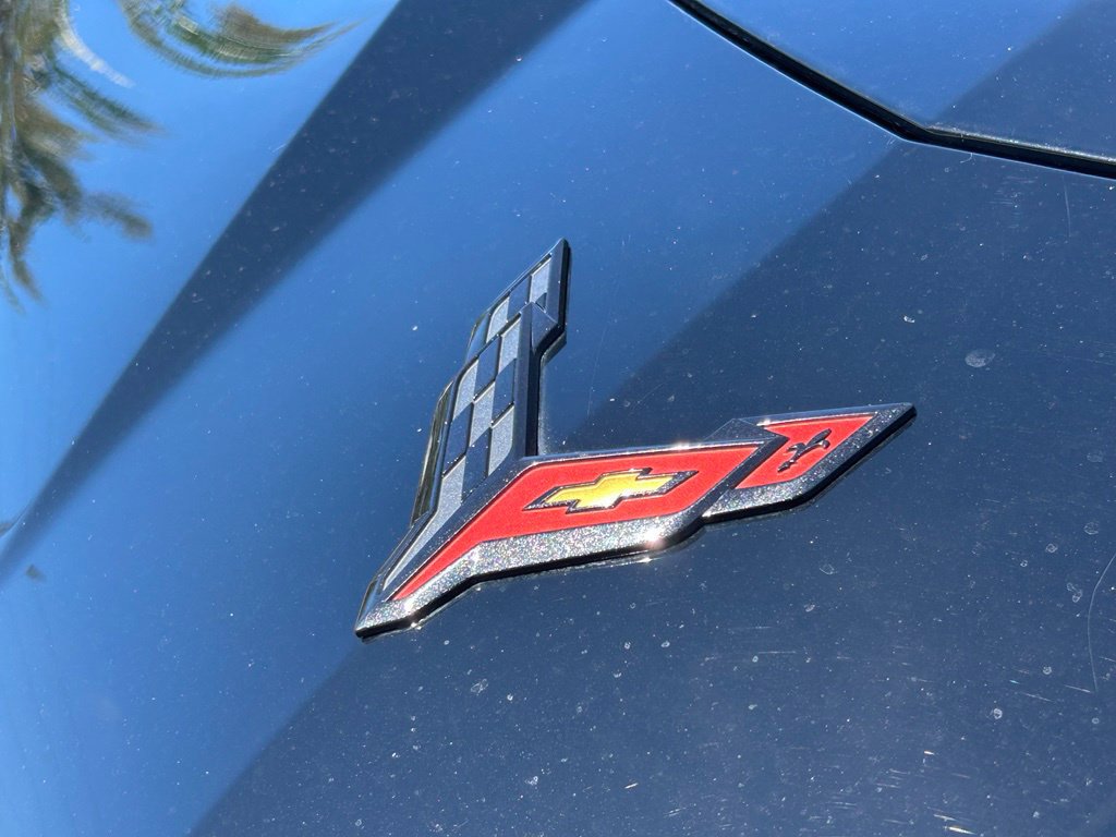 Used 2025 Chevrolet Corvette Stingray Premium Cpe w/ 3LT RWD image 40