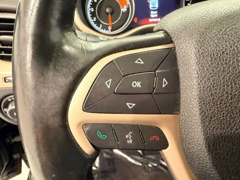 Used 2016 Jeep Cherokee Limited w/ Trailer Tow Group AWD/4WD image 29