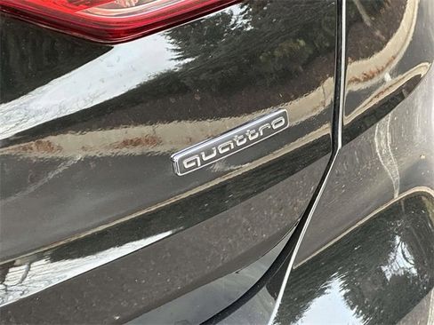 Certified 2025 Audi Q3 2.0T Premium w/ Convenience Package image 13