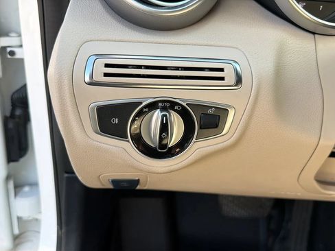Used 2016 Mercedes-Benz C 300 4MATIC Sedan image 18
