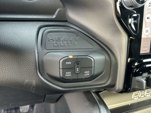 New 2026 RAM 2500 Big Horn AWD/4WD image 22