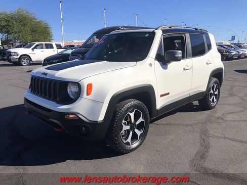 Used 2019 Jeep Renegade Trailhawk image 4