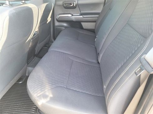 Used 2021 Toyota Tacoma SR5 w/ Trail Edition image 14